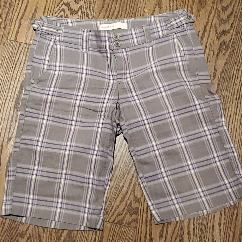 Plaid capri